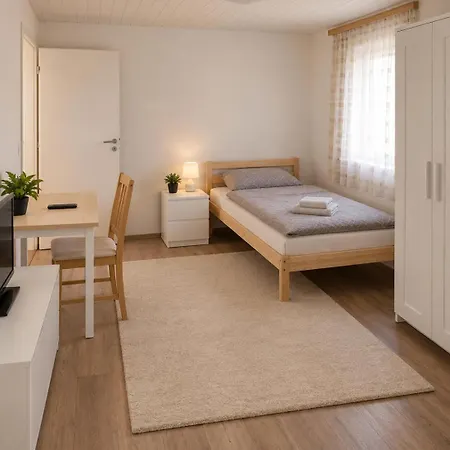 Appartement Boardinghouse Mit Terrasse In Der Innenstadt In
